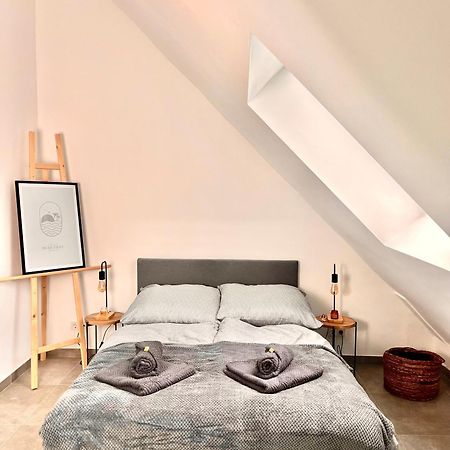Modernes Loft Naehe Messeplatz, Ewerk Bahn Apartment ซาร์บรึคเคน ภายนอก รูปภาพ