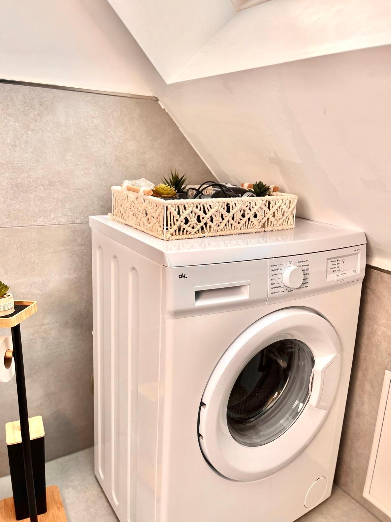 Modernes Loft Naehe Messeplatz, Ewerk Bahn Apartment ซาร์บรึคเคน ภายนอก รูปภาพ
